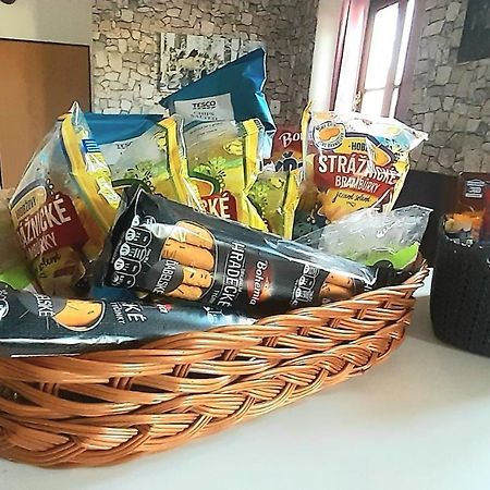 Hotel Penzion U Dračí skaly Svojse Esterno foto